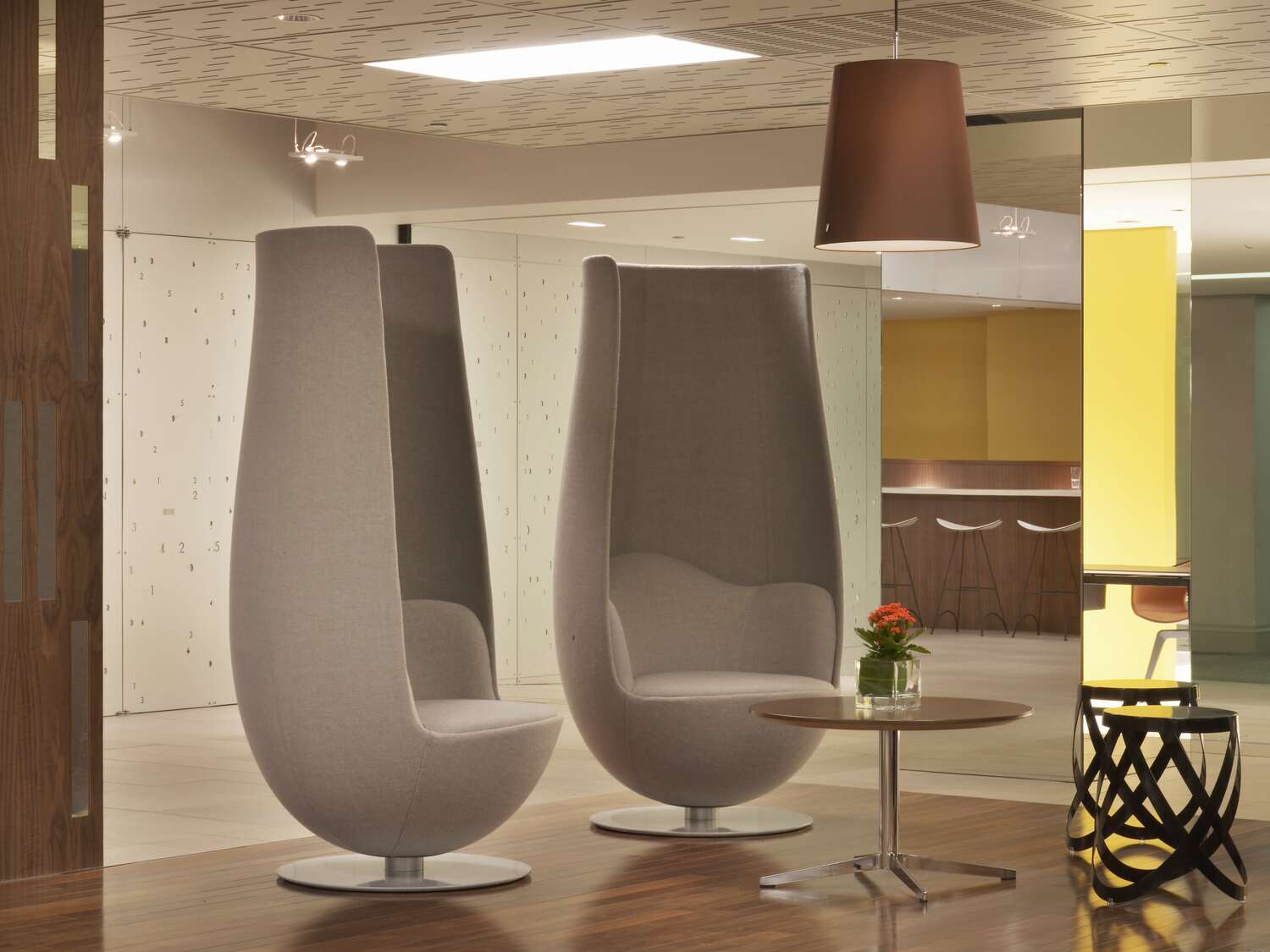 WANDERS’ TULIP ARMCHAIR WŁOSKI FOTEL CAPPELLINI