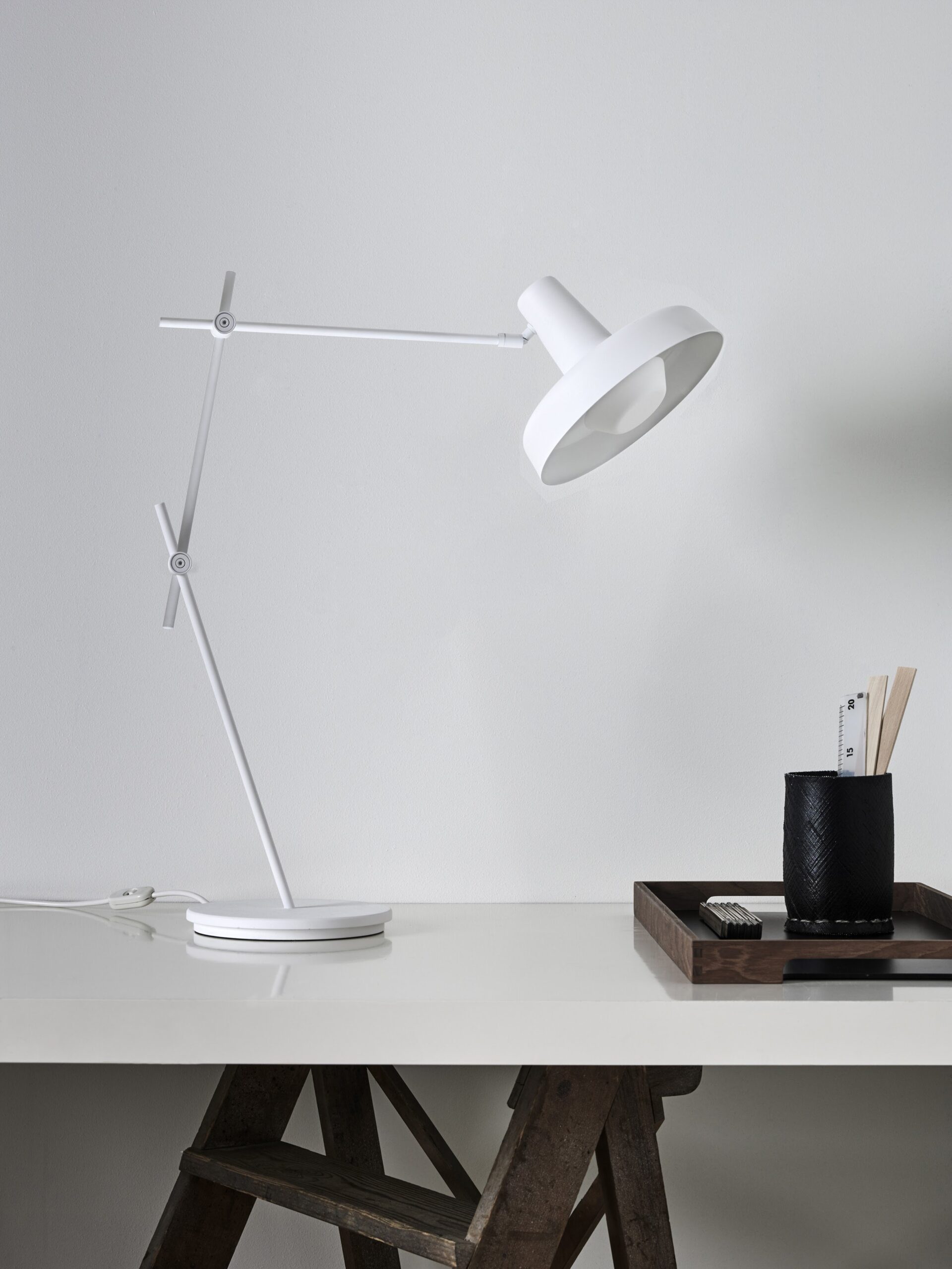LAMPA STOŁOWA ARIGATO BIAŁA GRUPA PRODUCTS