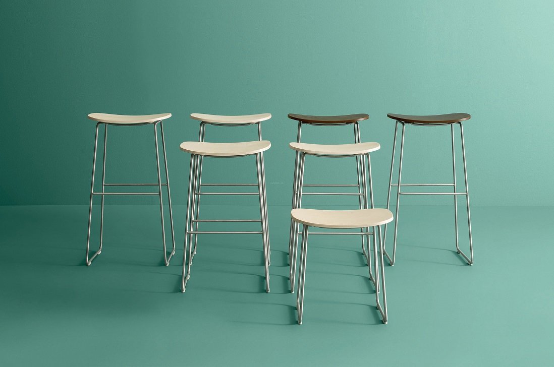 KRZESŁO MORRISON STOOL DREWNO 70 H CAPPELLINI - obrazek 3